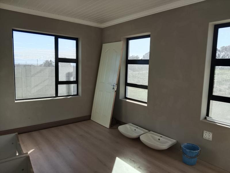 3 Bedroom Property for Sale in Albertinia Western Cape